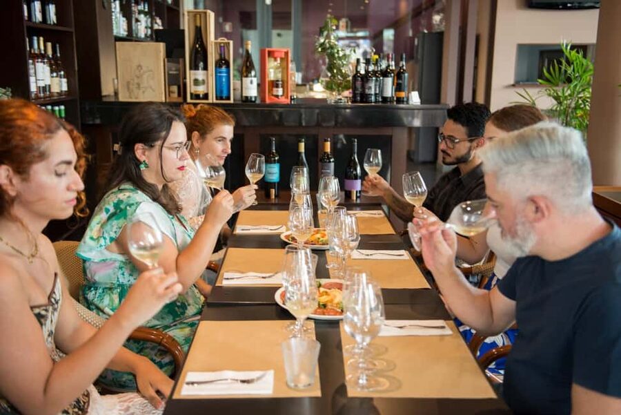 Funchal: Madeira Wine Tasting with Sommelier - What happens at Garden Grill in Funchal
