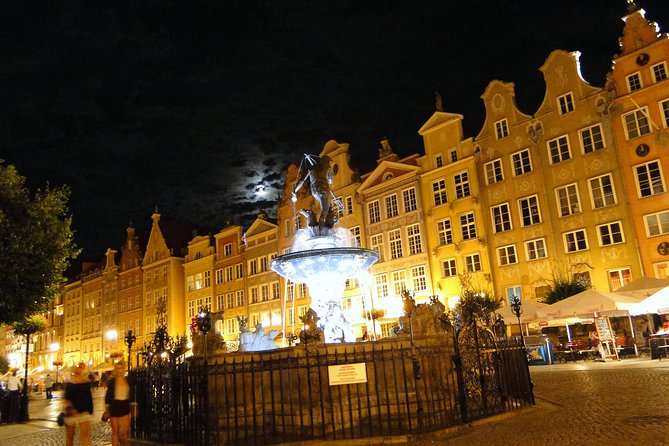 Gdansk: Pub Crawl with Free Drinks - Free shots, games, and the pace of the night