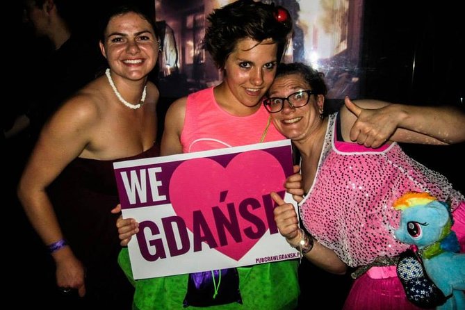 Gdansk: Pub Crawl with Free Drinks - The first bar sets the tone
