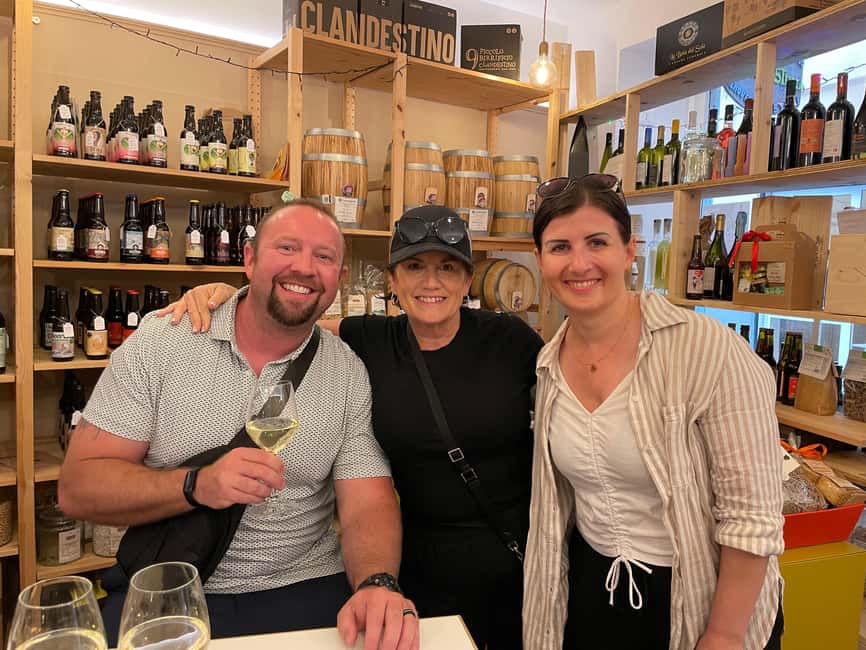 Genoa: Food and Wine Tasting Walking Tour - Bakeries, focaccia, and farinata