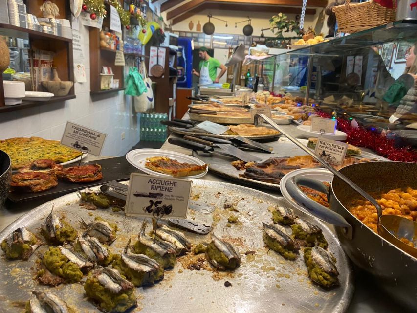 Genoa: The Ultimate Traditional Food and Drinks Tour - The bakery stop: focaccia, pastries, and local snacks
