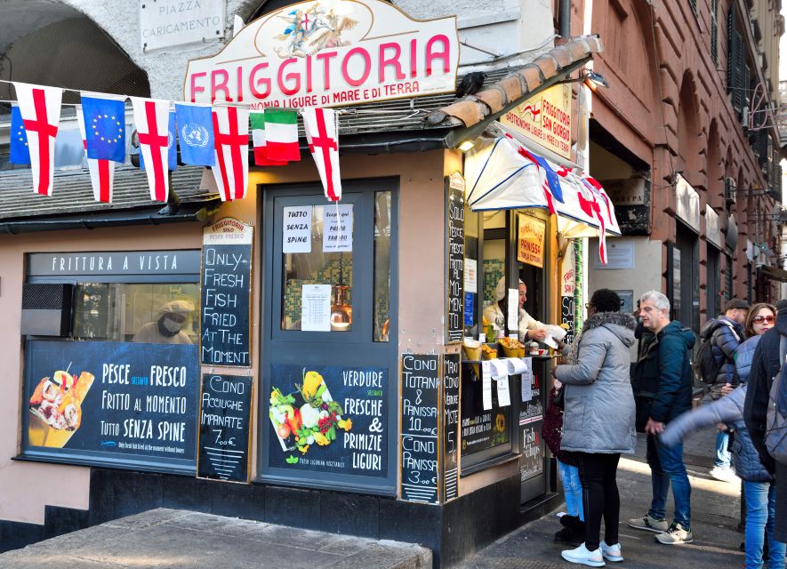 Genoa: The Ultimate Traditional Food and Drinks Tour - The second restaurant: wine, seafood, and time to talk