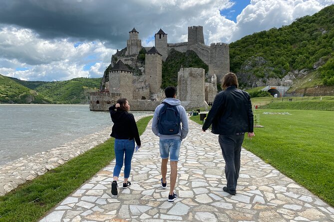 Golubac Fortress w/Iron Gate Speed Boat & Rakija Distillery tour - Golubac Fortress and the first view of the Iron Gate