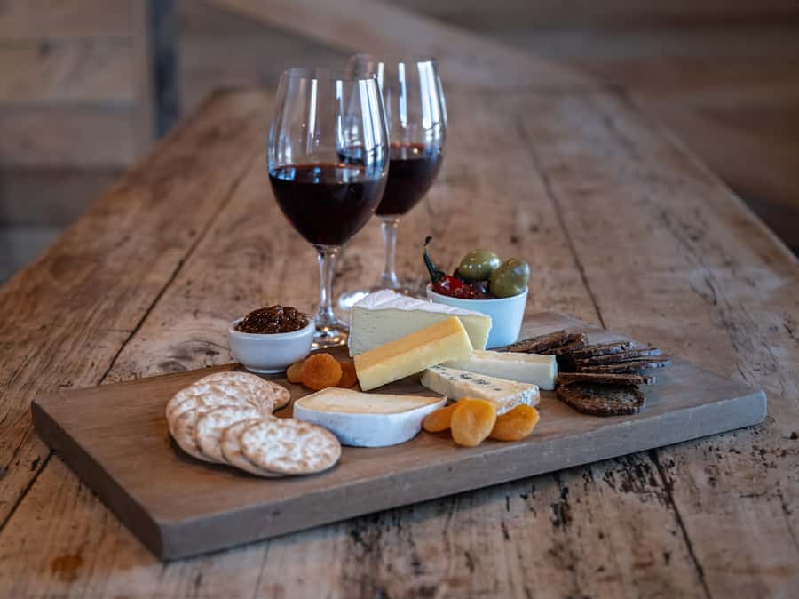 Gourmet Food and Wine Tour with Lunch and Wine Tastings - A five-dish lunch cooked in wine barrels