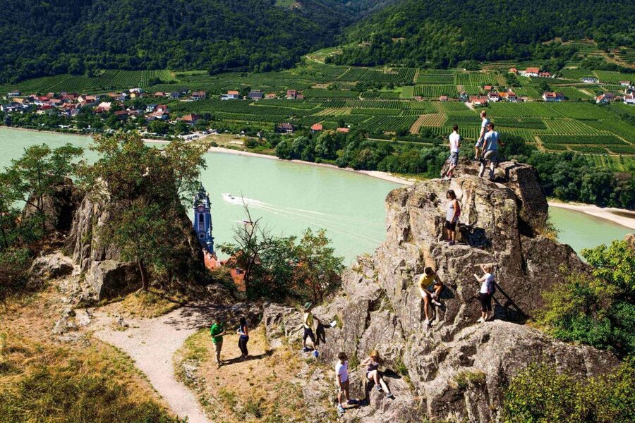 Grape Grazing: Wachau Valley Winery Biking Tour - What the guides add to the day