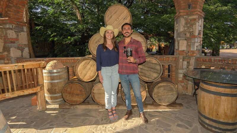 Guadalajara: Premium Tequila Tour with Tastings and Pairings - Cantaritos El Guero and the loudest stop of the day