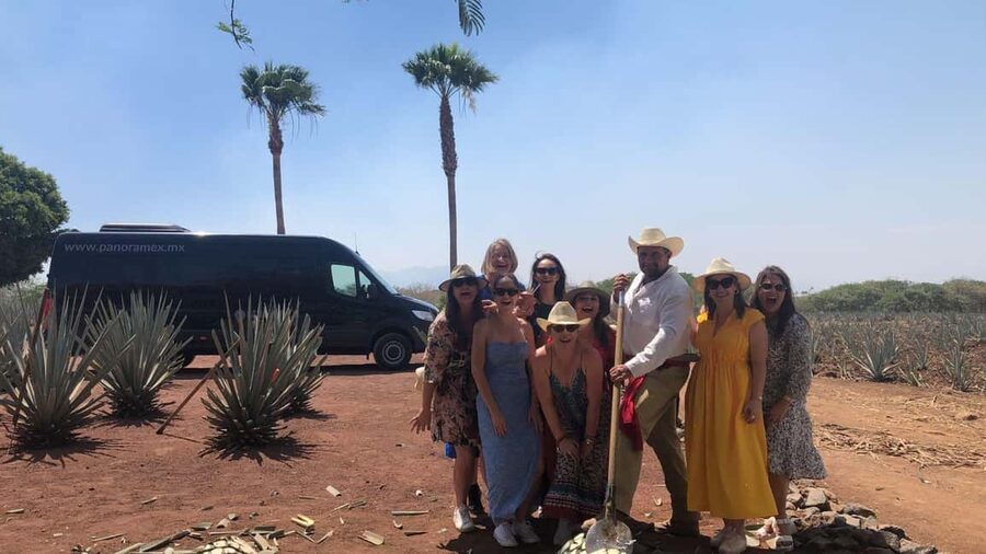 Guadalajara: Tequila Day Trip with Jose Cuervo Option - Who should book this day trip?