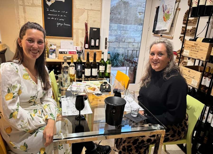 Guided Bordeaux Wine Tasting Class with 6 Wines and pairings - Six glasses, several Bordeaux styles