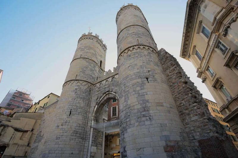 Guided Food Tour with Wine Tastings in Genoa - Focaccia, farinata, and the smell of olive oil