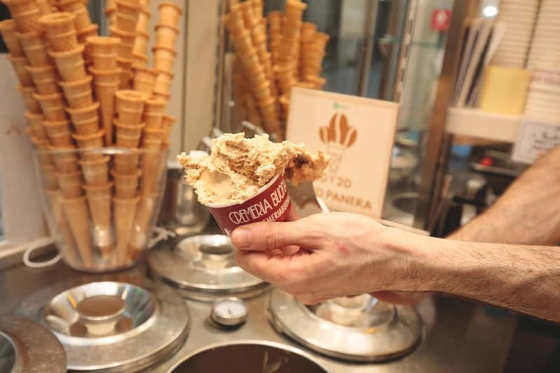 Guided Food Tour with Wine Tastings in Genoa - Porta Soprana and the first taste of old Genoa