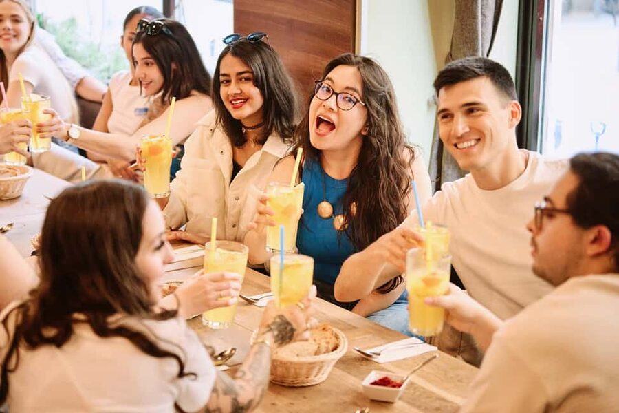 Guided Tipsy Food Tour with Drinks Included in Budapest - Flódni and the Jewish-Hungarian finish