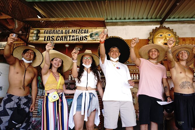 Guided tour of an ancestral Mezcal distillery with transport - What the guides add to the experience