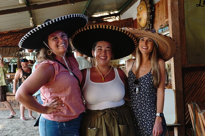 Guided tour of an ancestral Mezcal distillery with transport - Who should book this experience?
