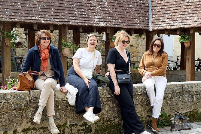 Half day tour Saint-Emilion : Village & Château with wine tasting - The drive from Bordeaux to the vineyard country