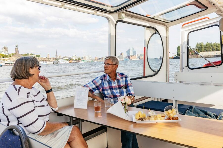 Hamburg: Harbor Cruise with Wine and Cheese - Three glasses of wine and a proper cheese portion
