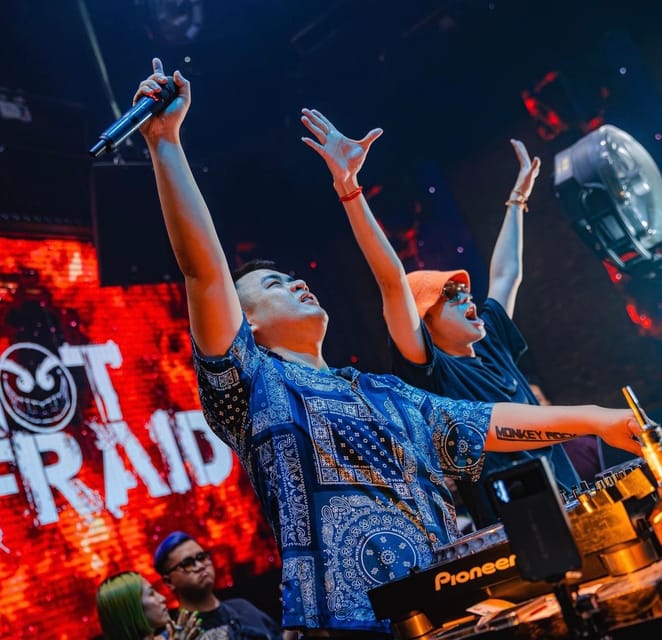 Hanoi: Guided Bar Crawl with Drinks and Nightclub Entry - Who will enjoy this Hanoi night out