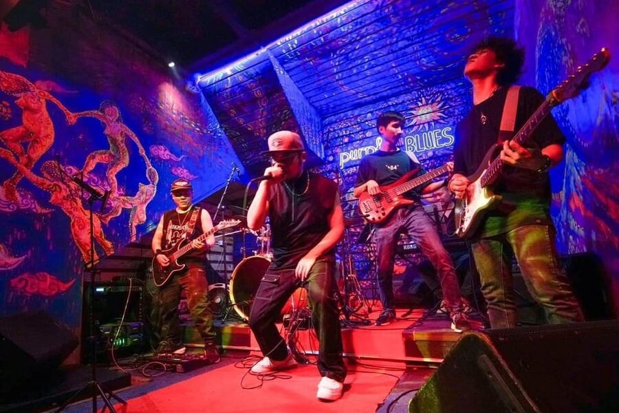 Hanoi: Guided Bar Crawl with Drinks and Nightclub Entry - Should you book this Hanoi bar crawl?