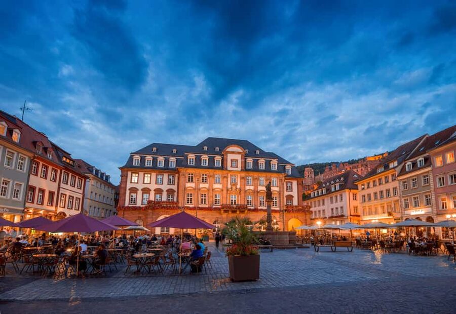 Heidelberg: Pub crawl through the old town, drinks included - Untere Straße Brings the Student Energy
