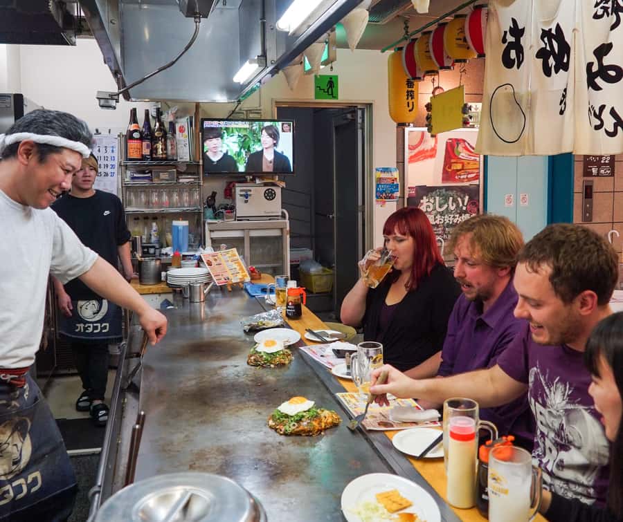 Hiroshima: Bar Hopping Food Tour - Sake, oysters, yakitori, and other Hiroshima flavors