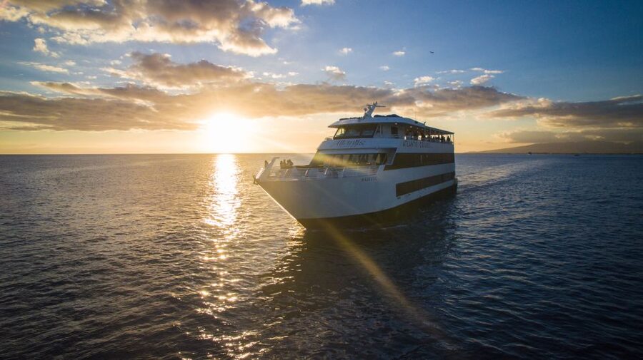 Honolulu: Waikiki Sunset and Cocktail Cruise - Setting sail from the Majestic in Honolulu
