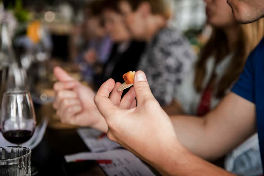 Hunter Valley: Uncork the Hunter Full-Day Wine Tour - Comfortable vans and a sensible pace