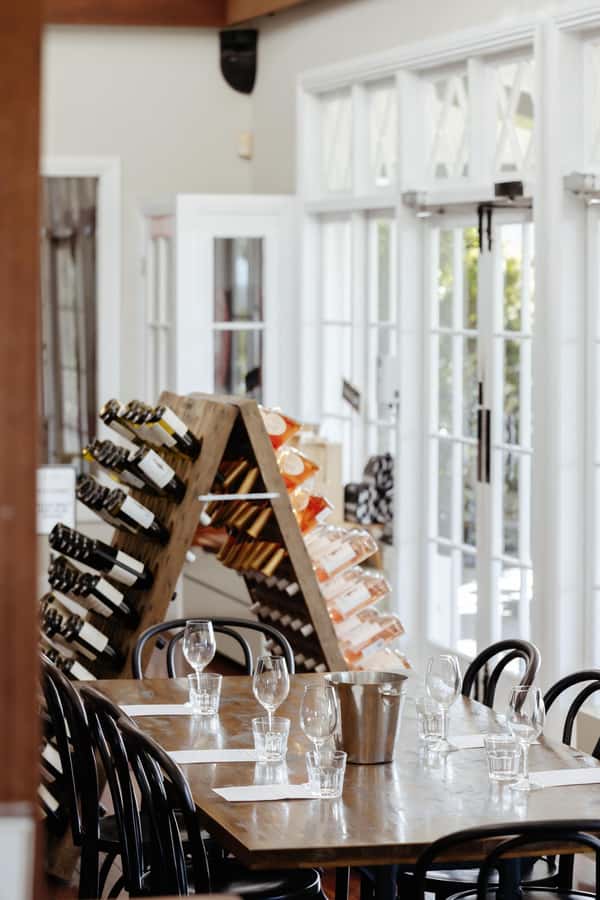 Hunter Valley: Wine Tour with 2-Course Lunch, Choc & Cheese - The early ride from Sydney