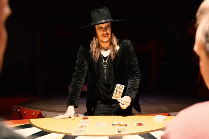 Immersive Magic Experience with Craft Cocktails in London - Who should book this London evening