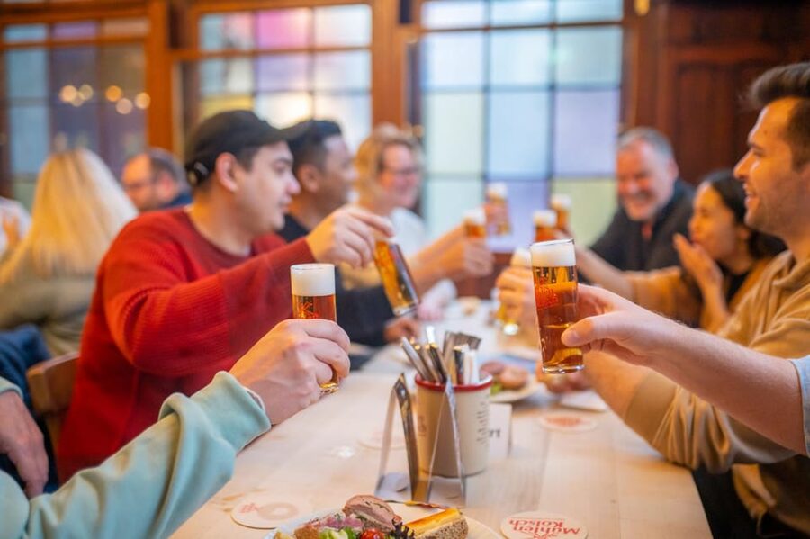 Informative and fun brewery tour in German, public - Why Cologne’s beer culture makes a good walking tour