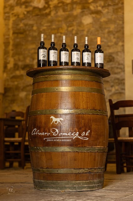 Jerez: Bodegas Álvaro Domecq Guided Tour with Wine Tasting - Tasting four sherries, or going older