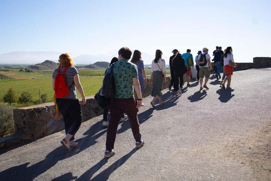 Khor Virap, Noravank and Birds' Cave Trip with Wine Tasting - Timing, seasons, and who should book