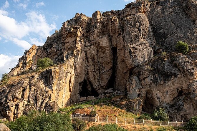 Khor Virap, Noravank & Birds' Cave Day Trip with Wine Tasting - The guide can make or break the long drives
