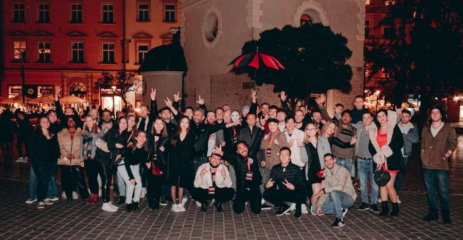 Krakow: Pub Crawl with 1 Hour of Unlimited Alcoholic Drinks - Key points at a glance