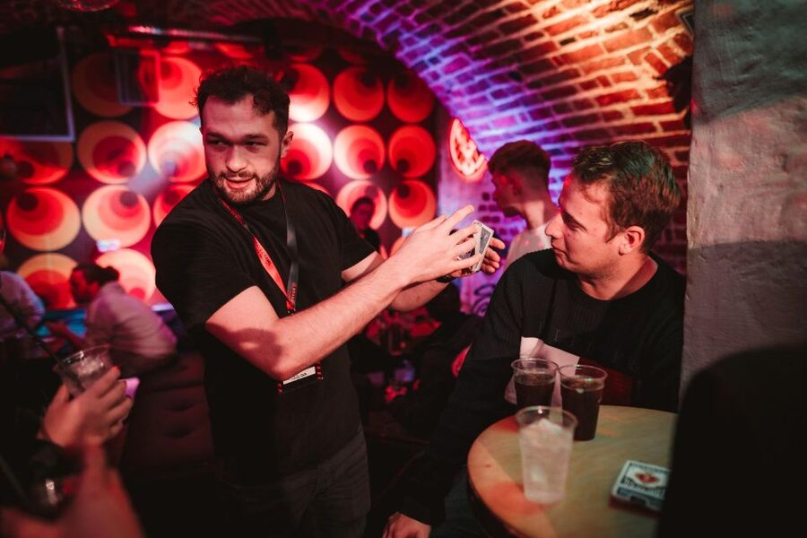 Krakow: Pub Crawl with 1 Hour of Unlimited Alcoholic Drinks - The opening power hour and drinking games