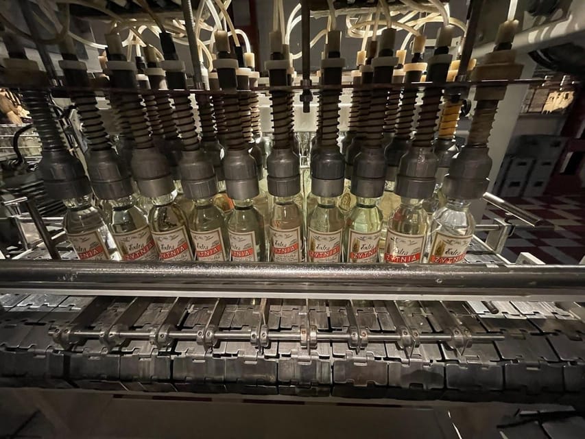 Krakow: Vodka Factory Museum Entry Ticket and Tasting - The tasting at the end