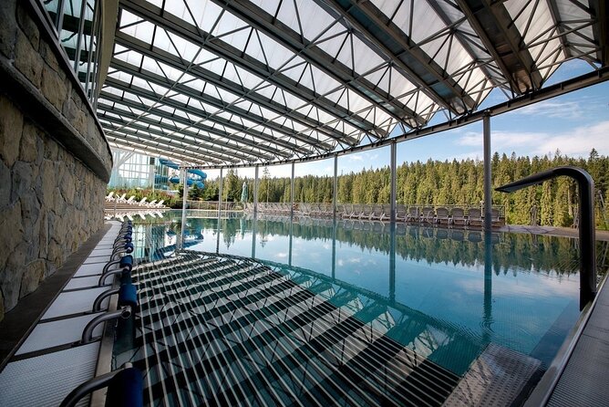 Krakow–Zakopane: Cable Car, Chocholow Baths, Cheese & Vodka - Pickup from Krakow and the road south