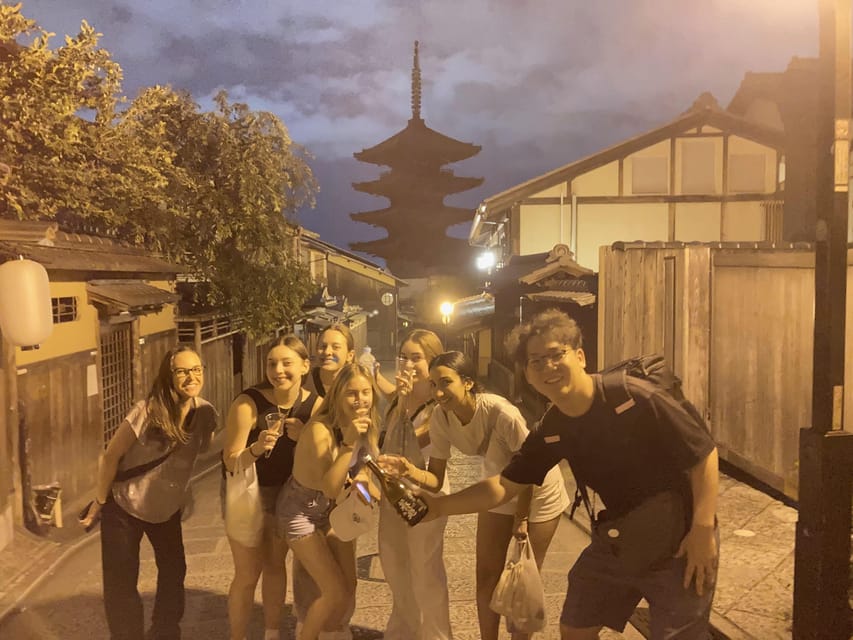 Kyoto: Gion Evening Walk with Hidden Gems, Geisha & Sake - The sake stop, and how much it adds