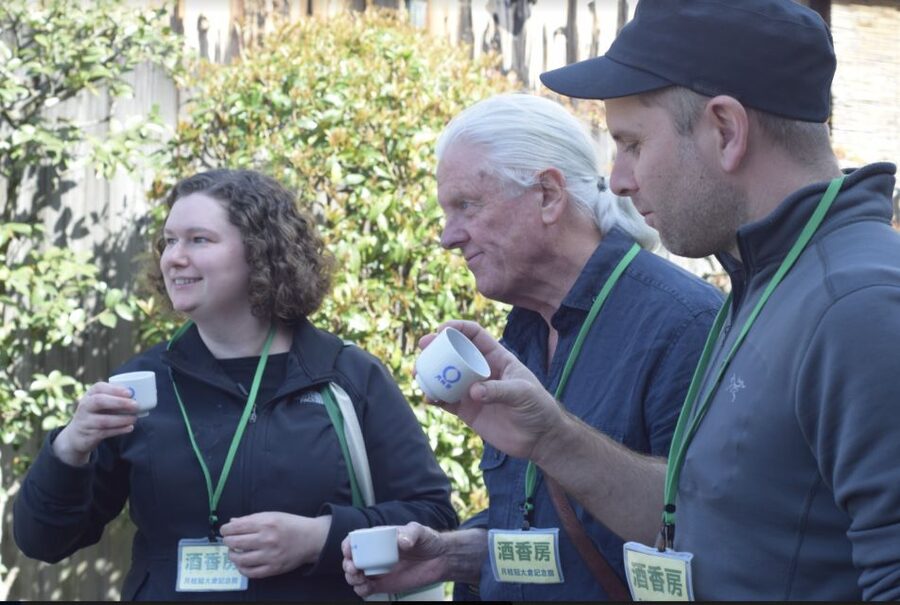 Kyoto: Insider Sake Brewery Tour with Sake and Food Pairing - Walking, timing, and practical limits