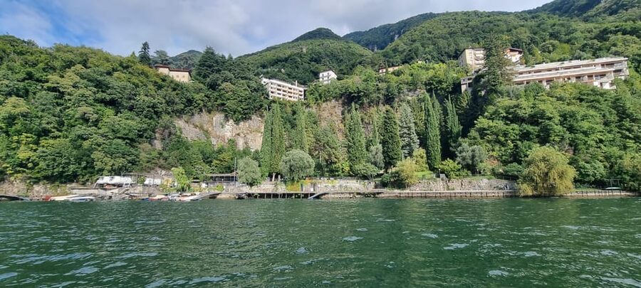 Lake Como: Shared Boat Tour with Prosecco Aperitif - Prosecco, soft drinks, and a relaxed onboard mood
