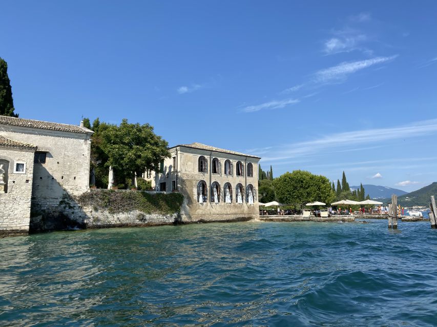 Lake Garda: Historic Castle Cruise with Wine Tasting - Lazise Castle from the water