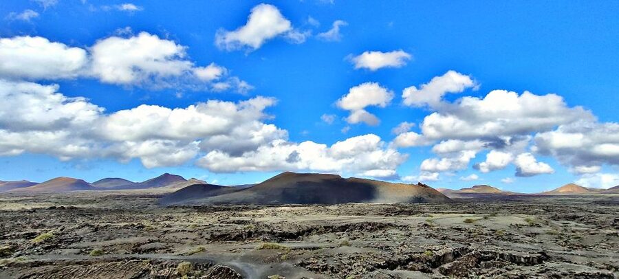 Lanzarote E-Bike Tour: Volcano Craters & Scenic Vineyards - Getting comfortable on the Bianchi-style e-bikes