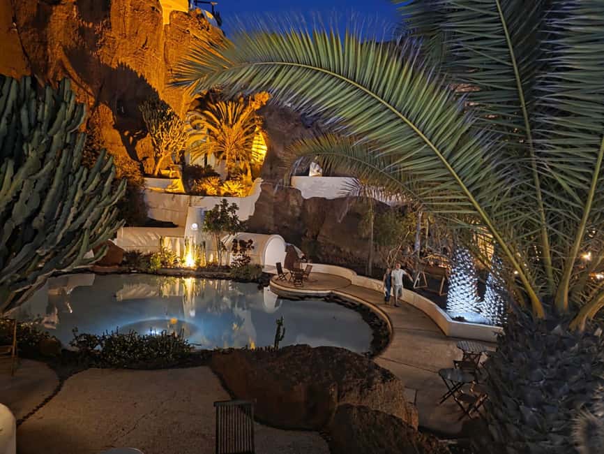 Lanzarote: Evening Tapas, Winery & Lagomar Experience - Who should book this Lanzarote evening?
