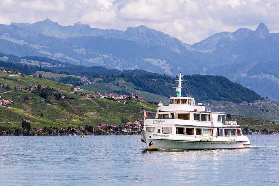 Lausanne: 2-Hour Lake Geneva Cruise Along Lavaux Vineyards - Cully, Lutry, and Pully on the return route