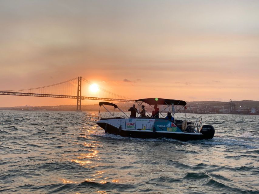 Lisbon: Boat Tour with Champagne - Turning toward Commerce Square and central Lisbon