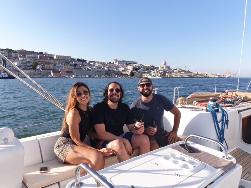 Lisbon: Champagne Sailing Tours - Setting out from Doca de Santo Amaro