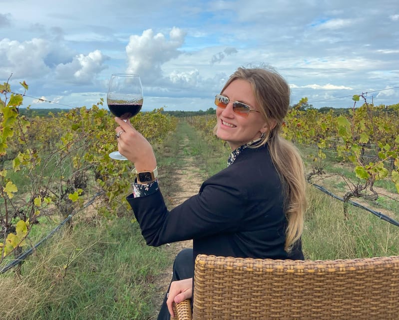 Lisbon Getaway: Private Arrábida Wine & Food Tour - Guides, transport, and the private format