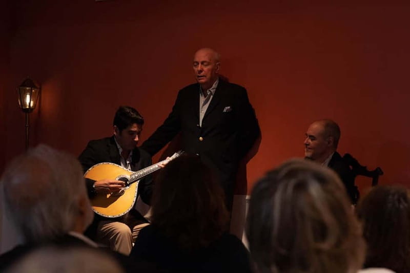 Lisbon: Live Fado Show with Port Wine at Lisboa em Fado - Hearing Fado without microphones in Baixa Chiado