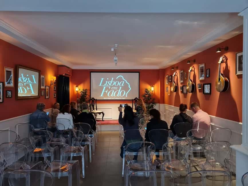 Lisbon: Live Fado Show with Port Wine at Lisboa em Fado - How to plan your visit