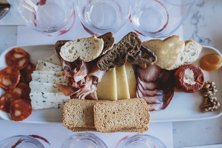 Lisbon: Portuguese Wine and Cheese Tasting with Lunch - FAQ