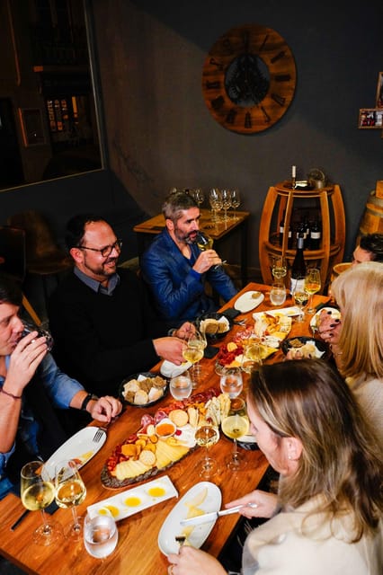 Lisbon: Premium Wine and Tapas Tasting Session - The wine flight: five glasses with a local point of view