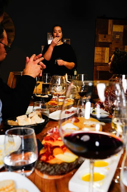 Lisbon: Premium Wine and Tapas Tasting Session - Lisbon Winery keeps the experience simple